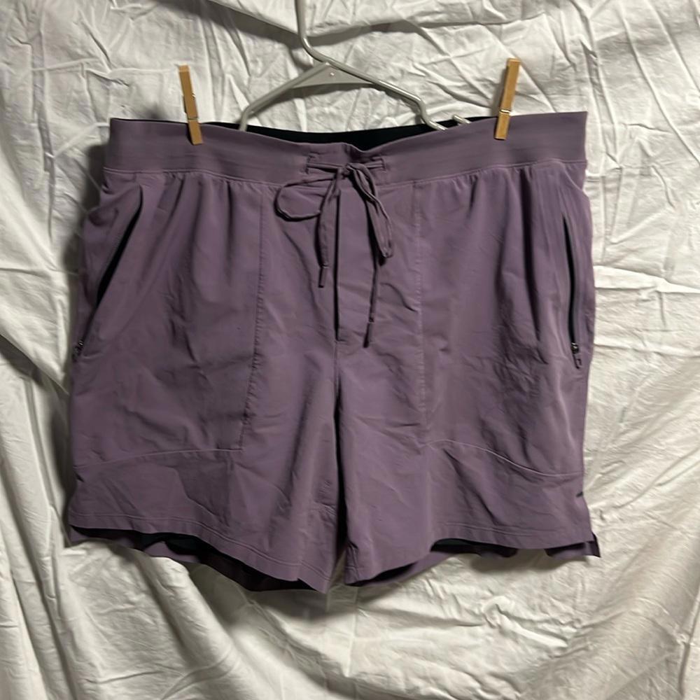 Purple, Lululemon men’s shorts lined